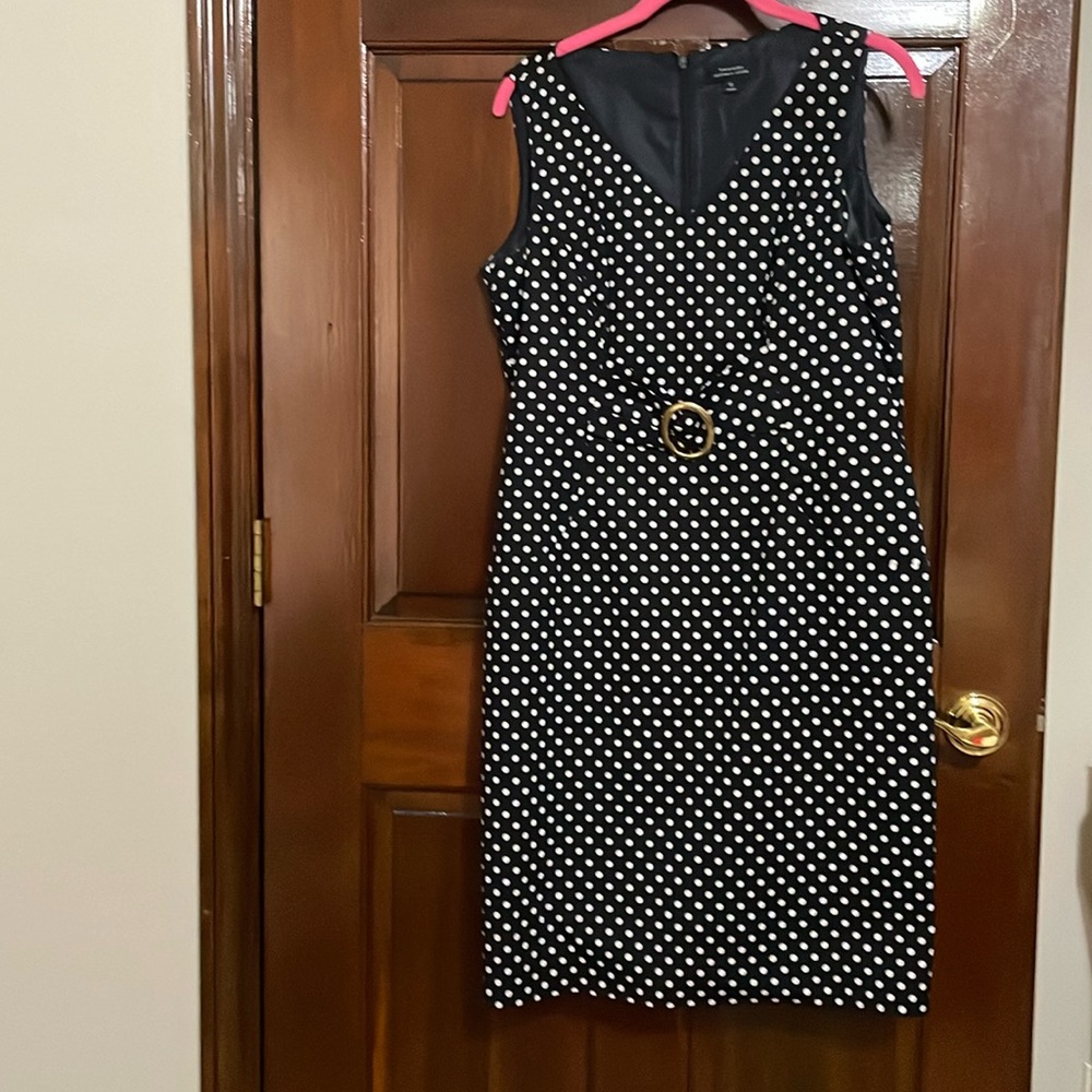 Tahari size 12 navy with white polka dots.